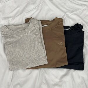 Calvin Klein Relaxed Fit Crewneck Shirts